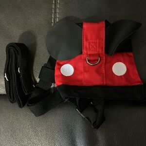 *New* Mickey Mouse Anti-Lost harness and latch holder